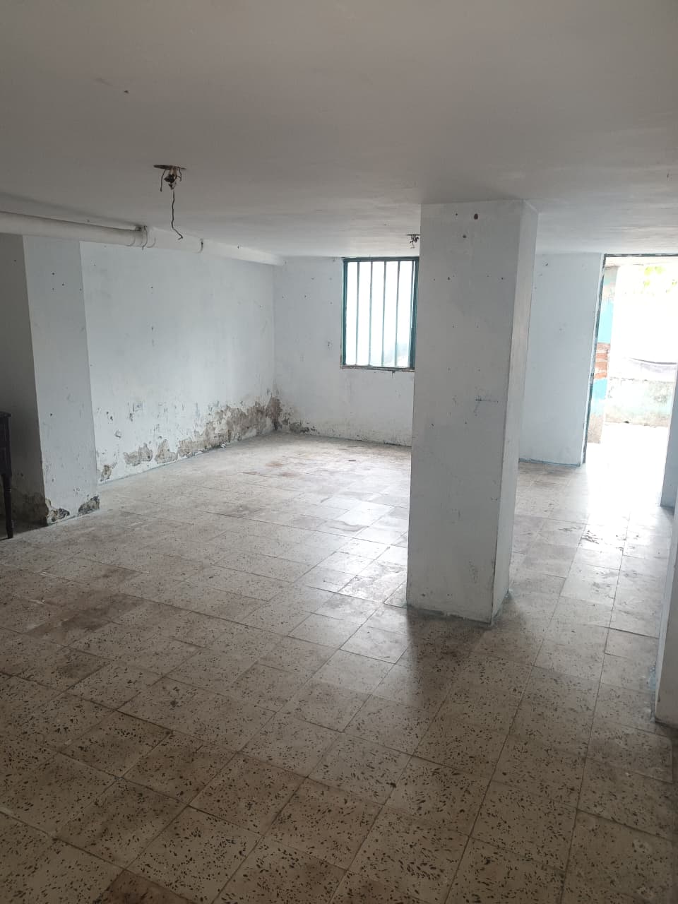 SE VENDE PROPIEDAD PARA INVERSIÓN 319 m² EEP-1080 CON SOLAR Y SÓTANO – CASTILLA